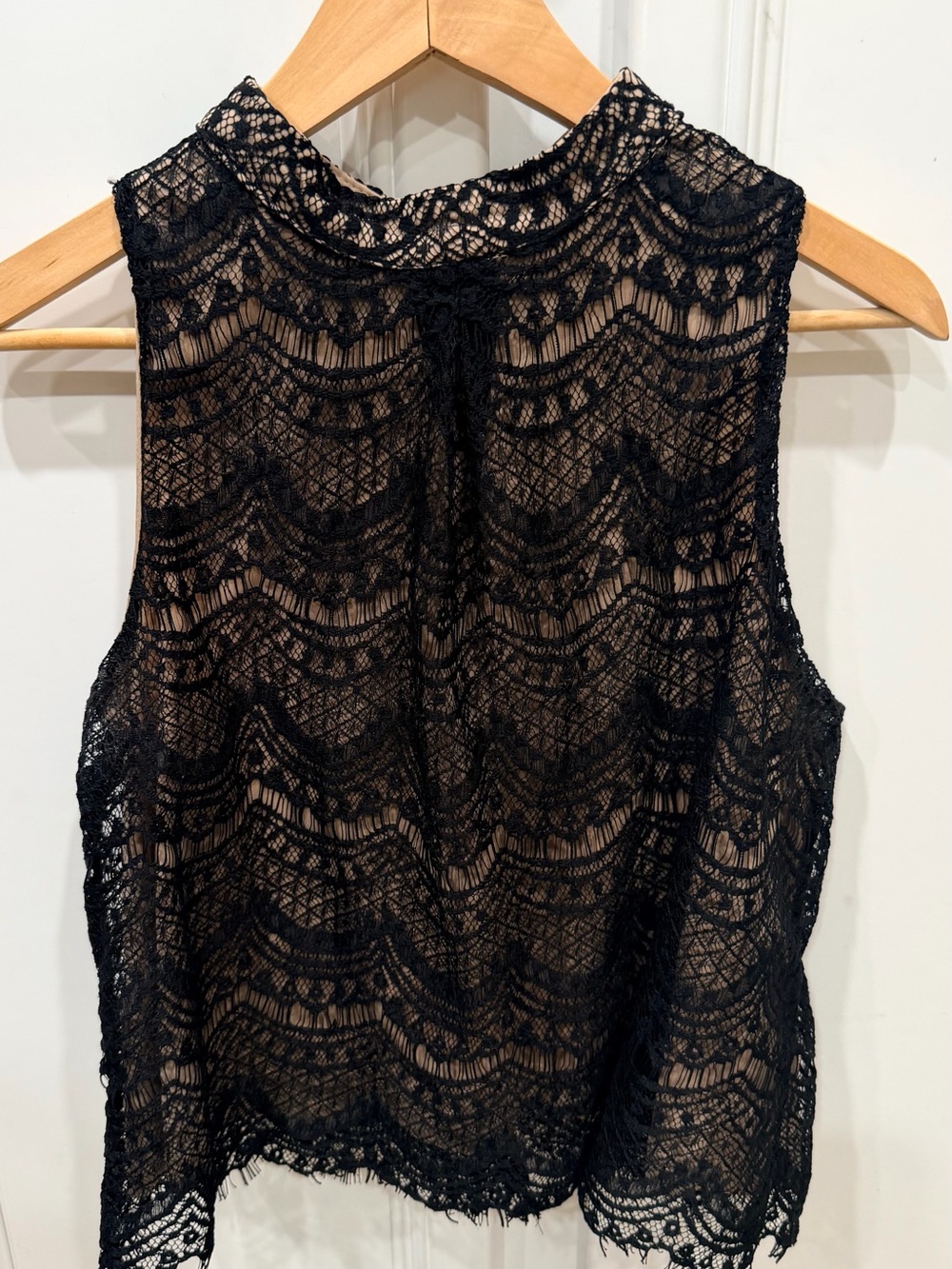Haute Monde Black Lace Sleeveless Camisole